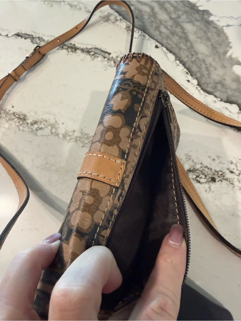 Patricia Nash Torri Patterned Leather Crossbody Bag - Picture 8 of 10